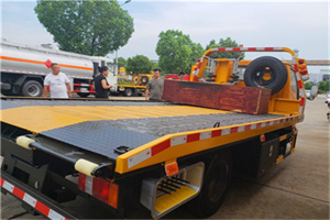 永川区附近拖车电话号码服务