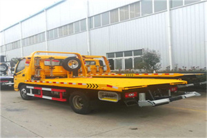 永川区附近拖车救援搭电