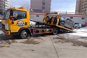 永川区救援拖车费用怎么算