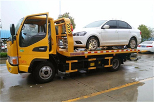 永川区附近拖车救援24小时服务热线